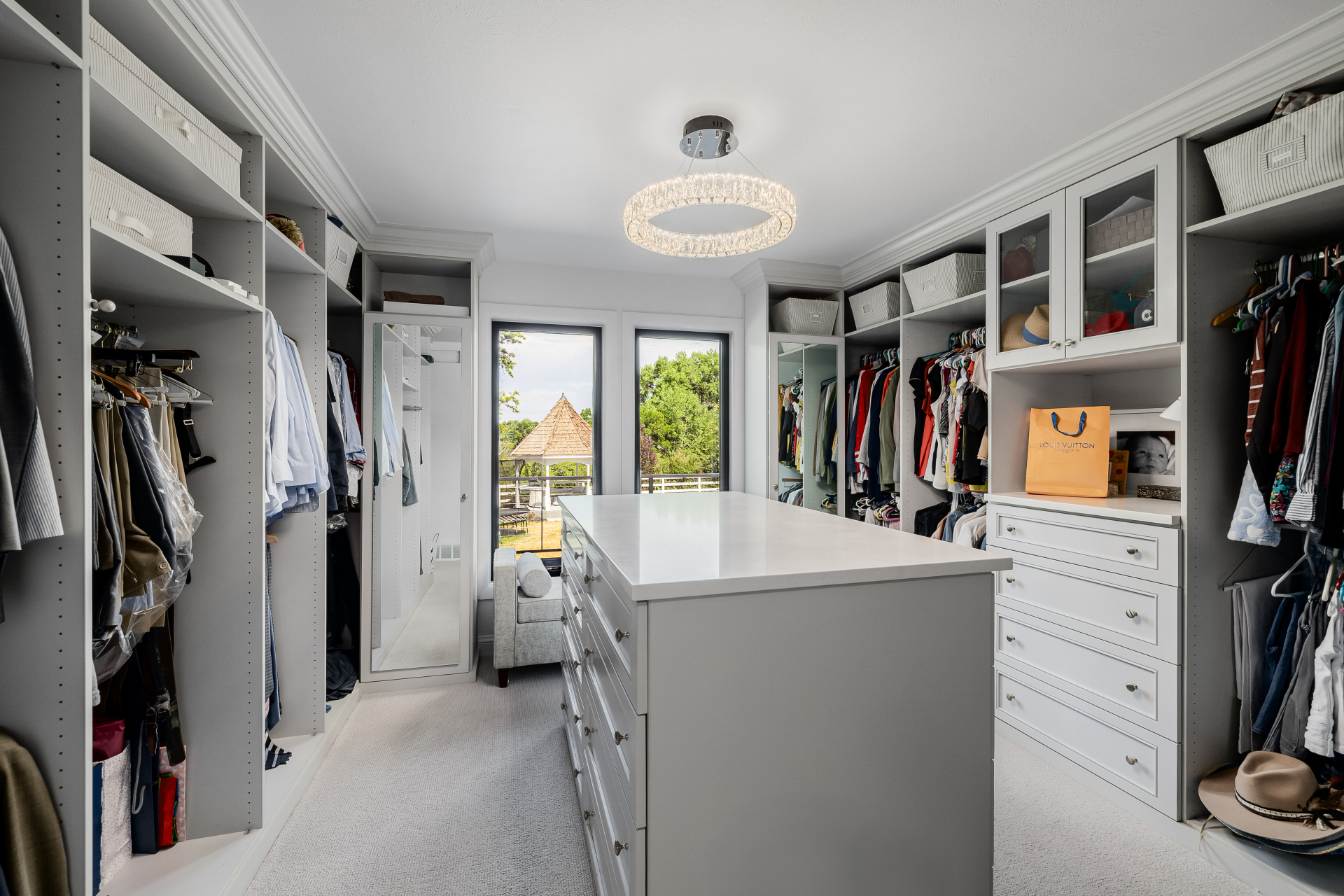Primary Suite Details